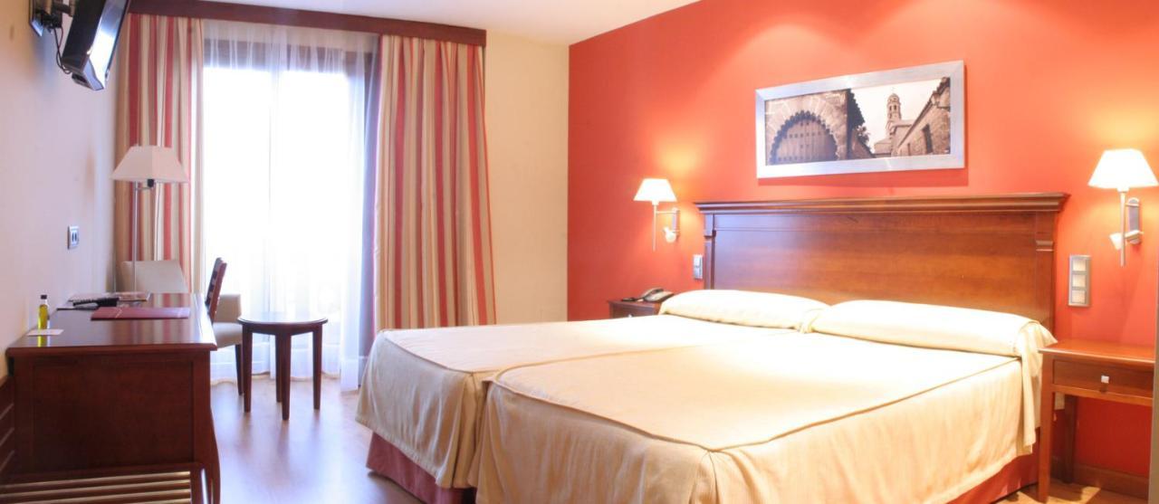 Hotel Campos De Baeza Ngoại thất bức ảnh